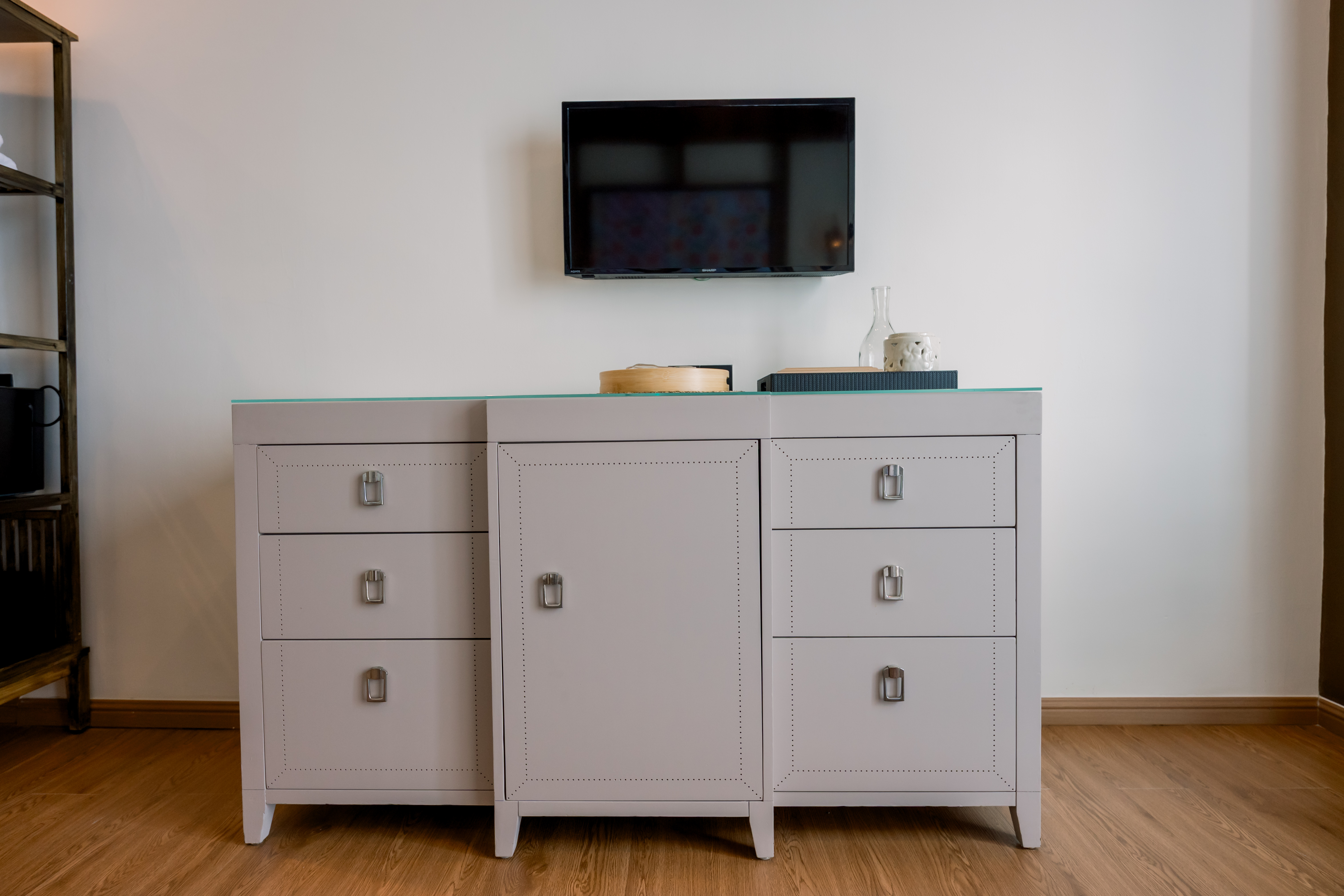 Smart TV and wardrobe